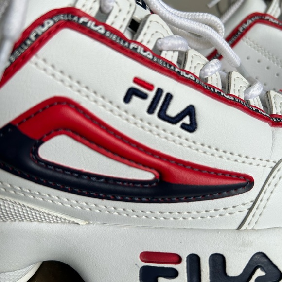 Fila White Red Navy Chunky Lace-Up Sneakers - Size 5 - Picture 10 of 11
